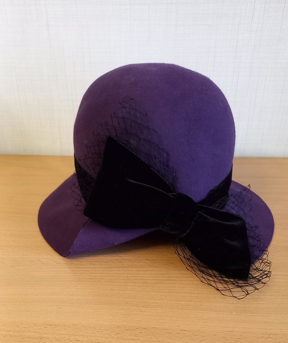 Капелюх клош фетровий фіолетовий