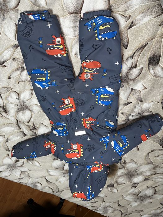 Комбінезон зимовий на хлопчика 3-4 роки