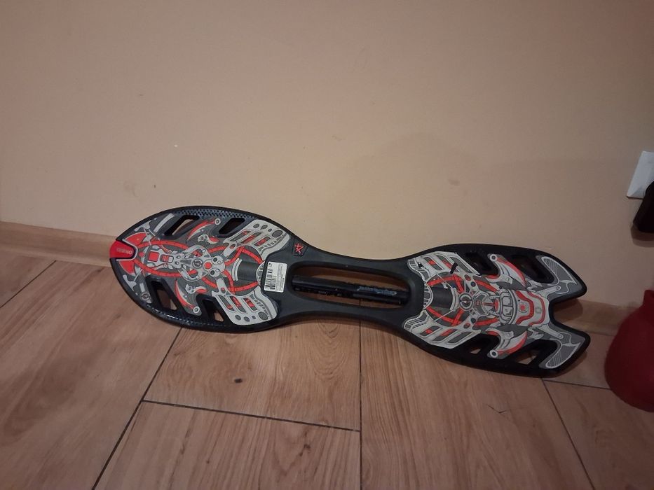 Deskorolka na dwóch kółkach