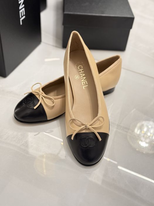 Baleriny Chanel beige leather