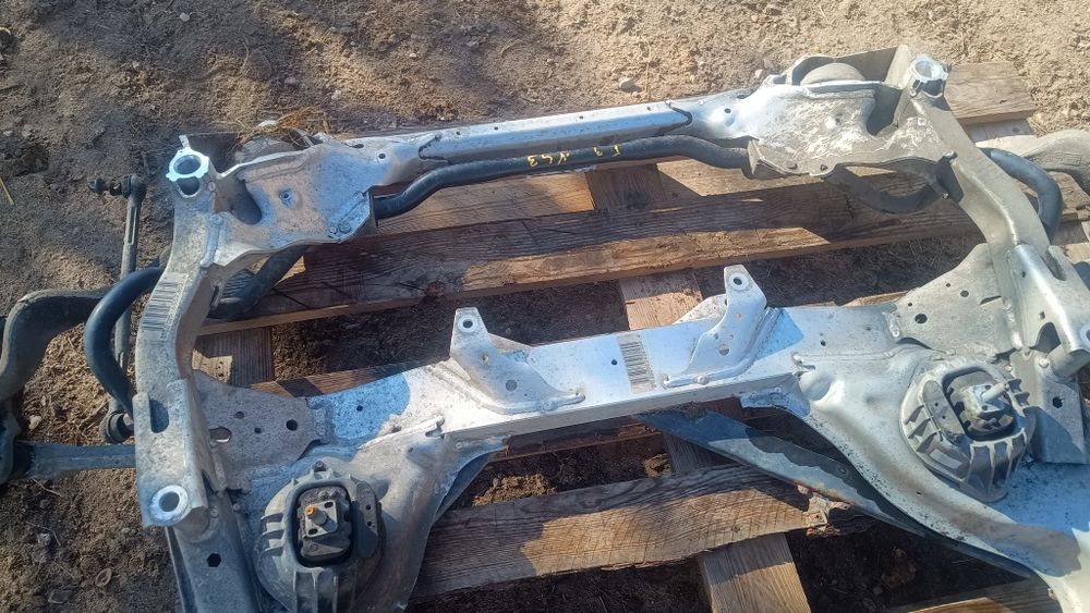 BMW E92 zawias przód belka kołyska sanki wózek
