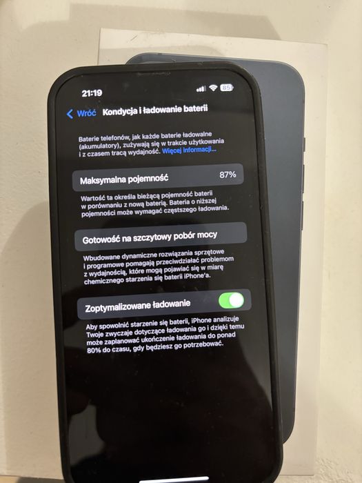 Iphone 13 w bardzo dobrym stanie