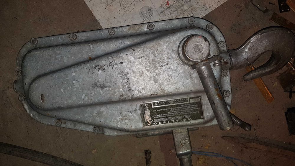 Wyciąg ręczny 1500kg, wyciągarka, podnośnik.