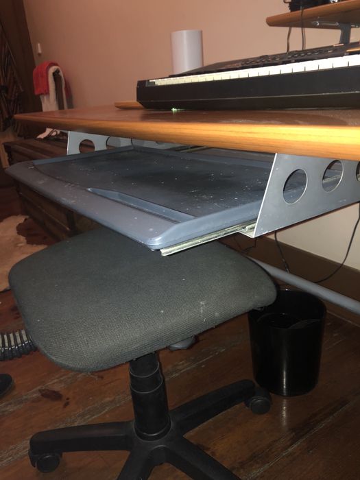 Almost unused executive desk64585169216899123