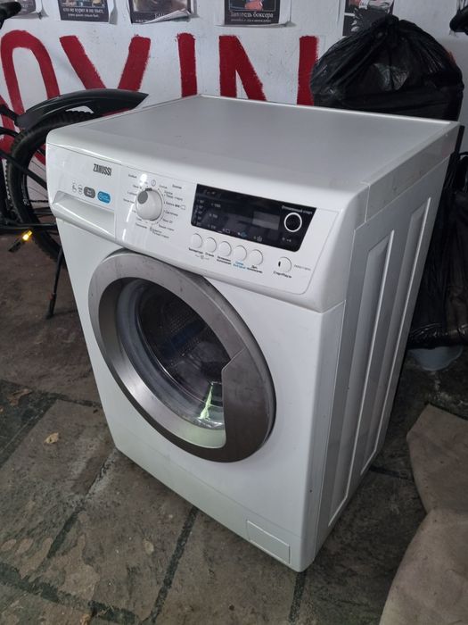 Пральна машинка Zanussi Стиральная машинка Zanussi