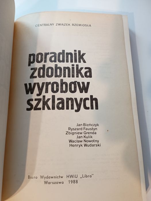 Poradnik zdobywania wyrobów szklanych