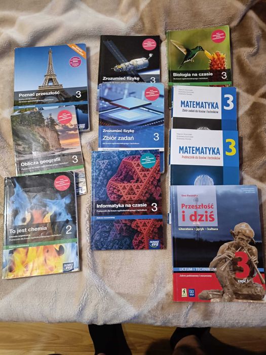podręczniki 3 klasa LO mat fiz Inf zestaw 10 szt - 350 pln zamiast 525