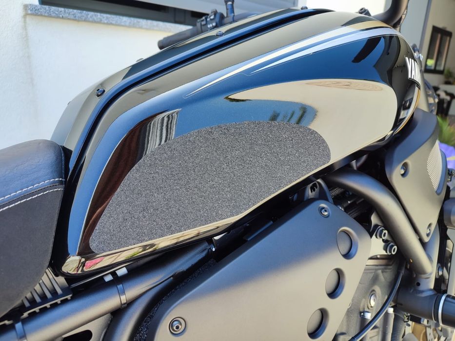 Yamaha XSR 700 (12/2022) - Como nova