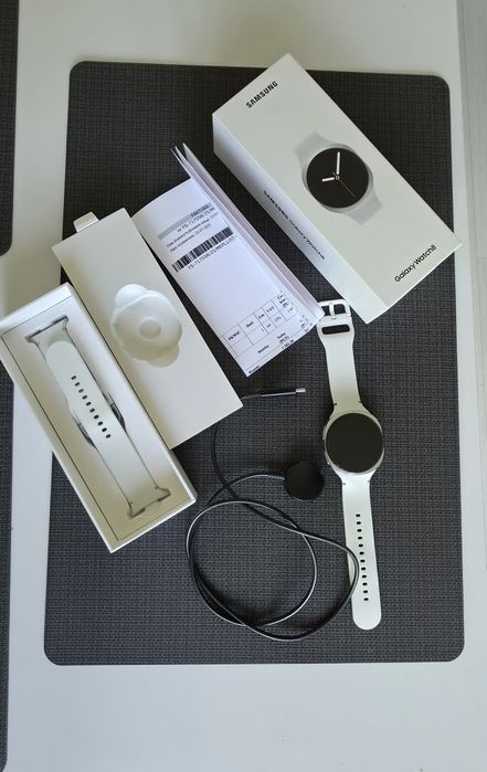 Sprzedam Samsunga watch 8 44mm stan bdb