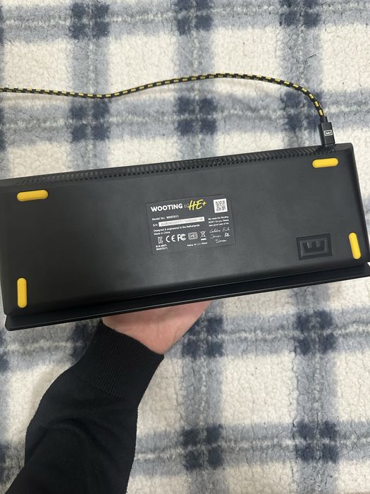 Klawiatura Wooting 60HE+ (białe/czarne keycapy)