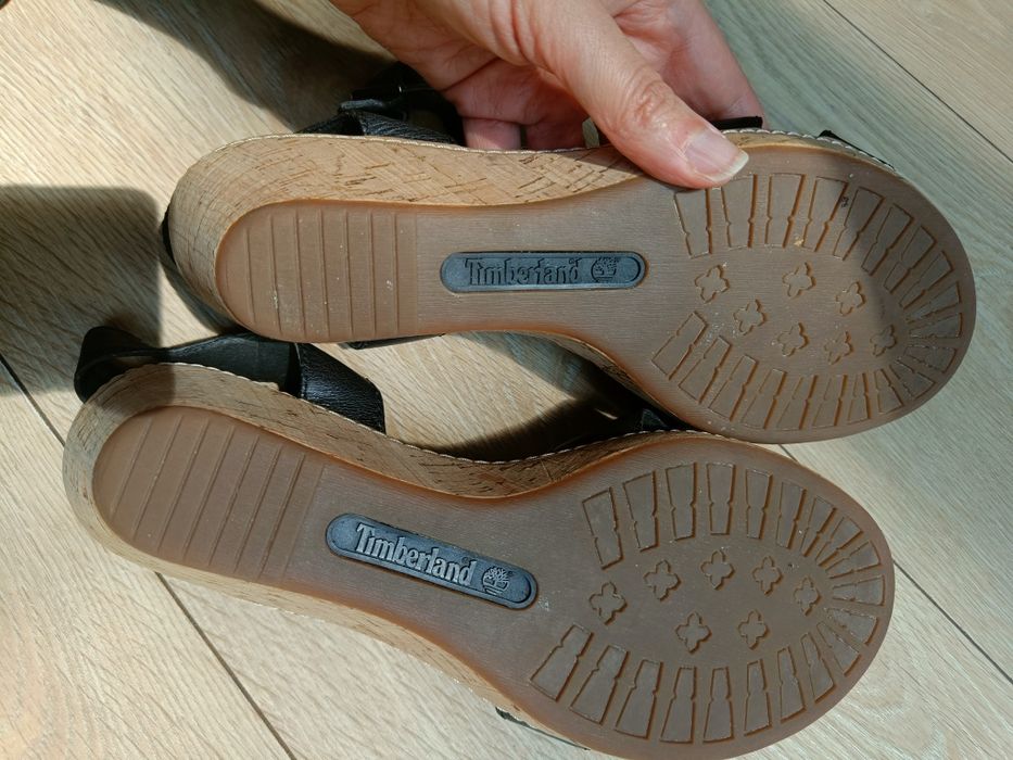 Sandały na koturnie Timberland rozm.41