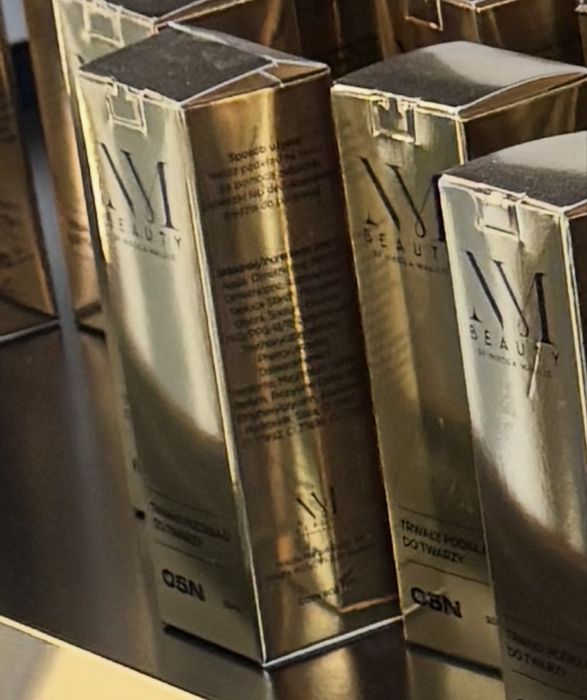 Podkład Nikola Maluje kolory podane w opisie