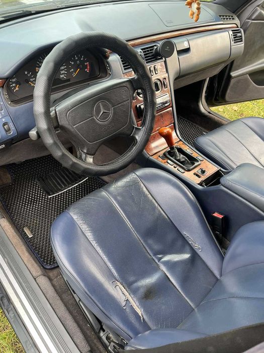 Mercedes-Benz E-Class 1998