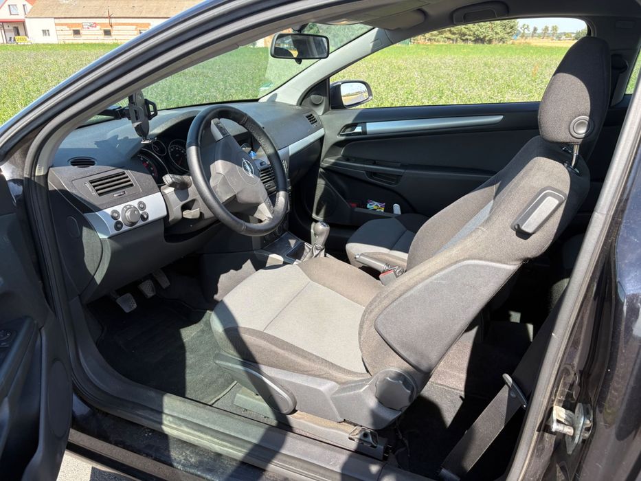 Opel astra GTC 1.6 ecotec