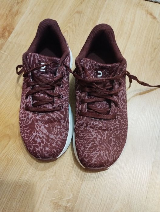 Buty sportowe Domyos r 38 damskie