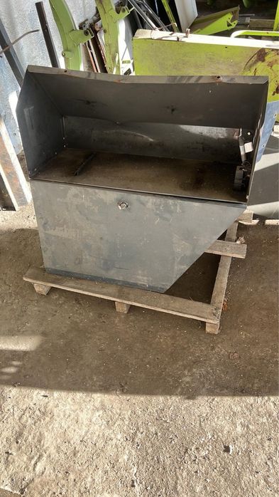 Продаж Claas Tucano 2011рік