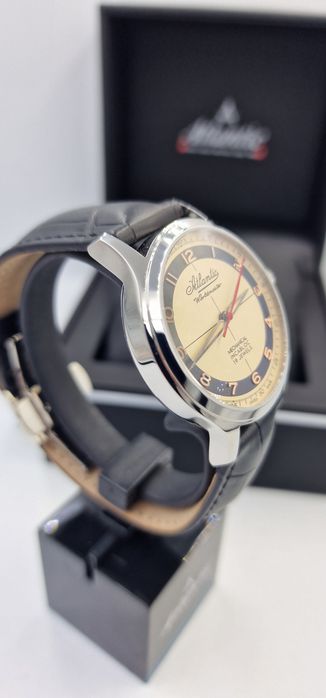 Atlantic Worldmaster Incabloc Mechanical Milano - ring- Swiss Made