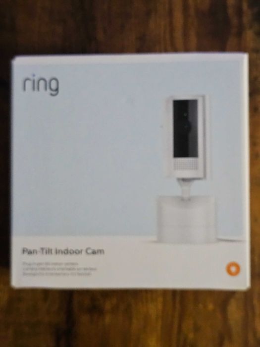 Ring Pan-Tilt Indoor Cam - White