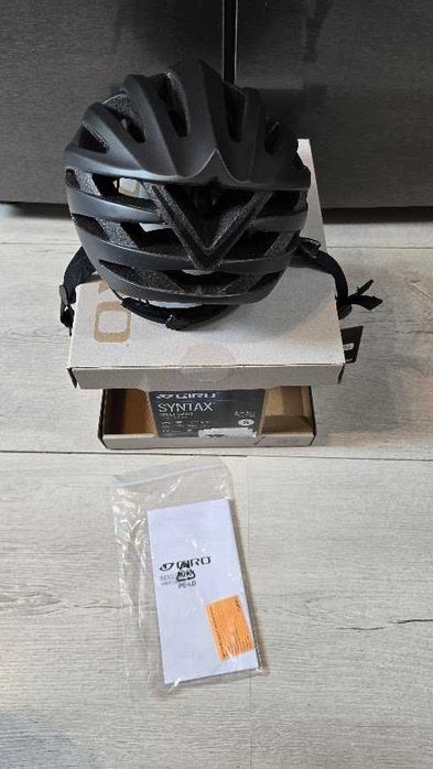 GIRO SYNTAX Kask Rowerowy Szosowy UNISEX  matte black S / 51-55cm