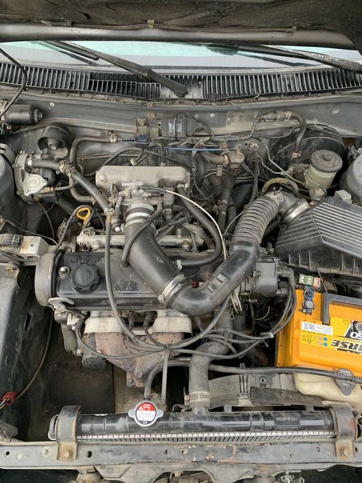 Запчасти Toyota corolla е90