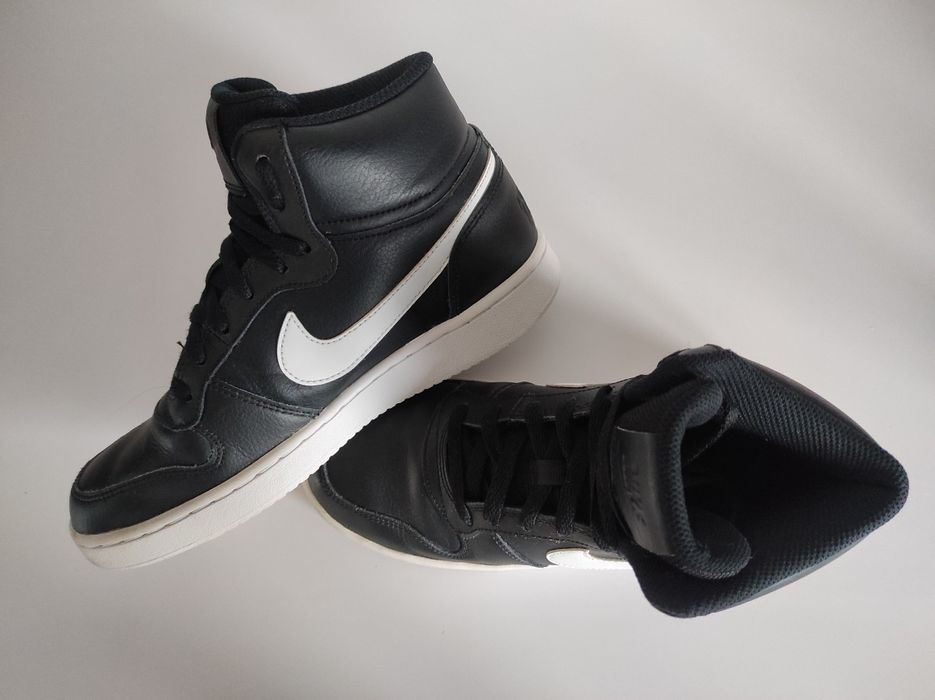 Nike Ebernon Mid r. 38.5