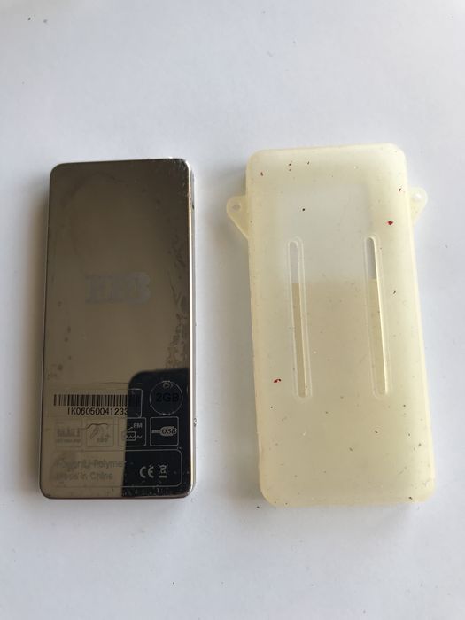 MP3 wav wma EP3 2GB c/ rádio FM e gravador de voz REC + capa silicone