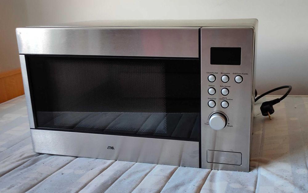 kuchenka mikrofalowa ETNA / Uszkodzone/ kuchenka mikrofalowa /