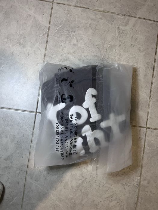 Худі broken planet