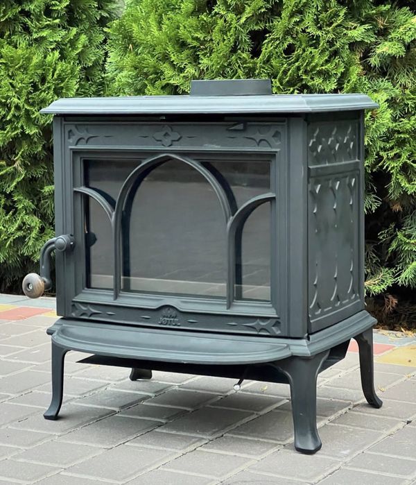 Jotul  піч камін на дровах в   гарний стан dovre топка опалення