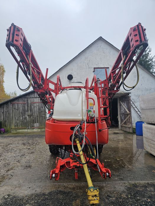 Opryskiwacz 3800l 4200l 21m