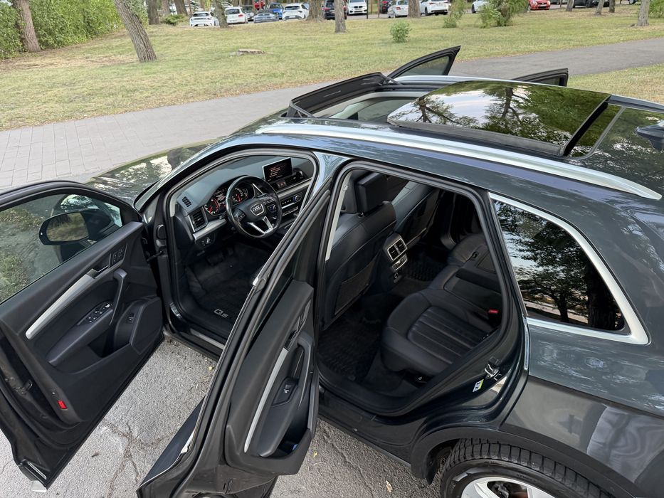 Audi Q5 2018 VIN WA1BNAFY3J2005013 фото оголошення 10 з 24