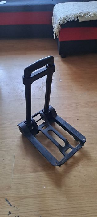 Podręczny składany  wózek transportowy ze skrzynką.
