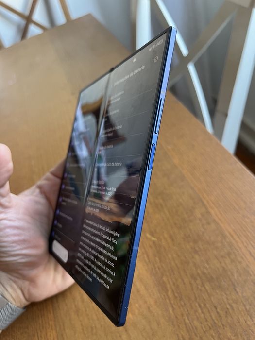 Samsung Fold 7 Azul 512GB / 12GB RAM – Como Novo (Bateria 100%) GARANTIA
