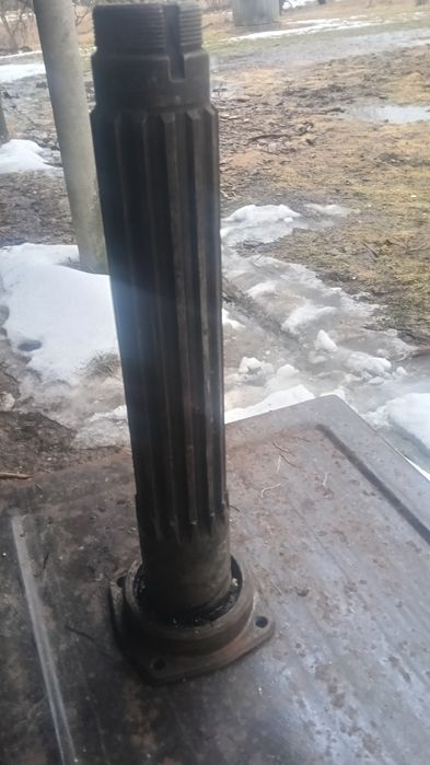 Вал проміжний  ЮМЗ