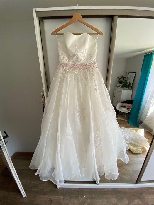 Suknia ślubna SPOSA