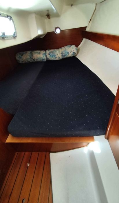 Veleiro Beneteau First 310 com lugar anual