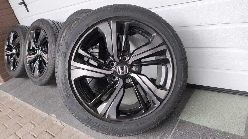 Koła 17" 5x114,3  Honda Civic  Et 50 235/45/17 opony lato (OL2192)