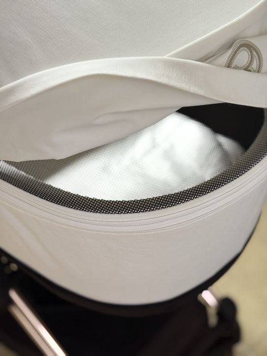 Коляска Cybex priam 4.0 шасі rose gold