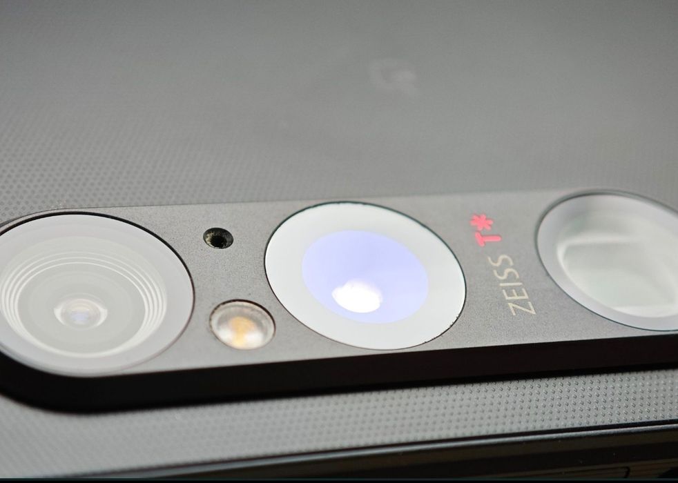 ФЛАГМАН SONY  Xperia 1 mark 5, 12/256 Gb. 
Состоя