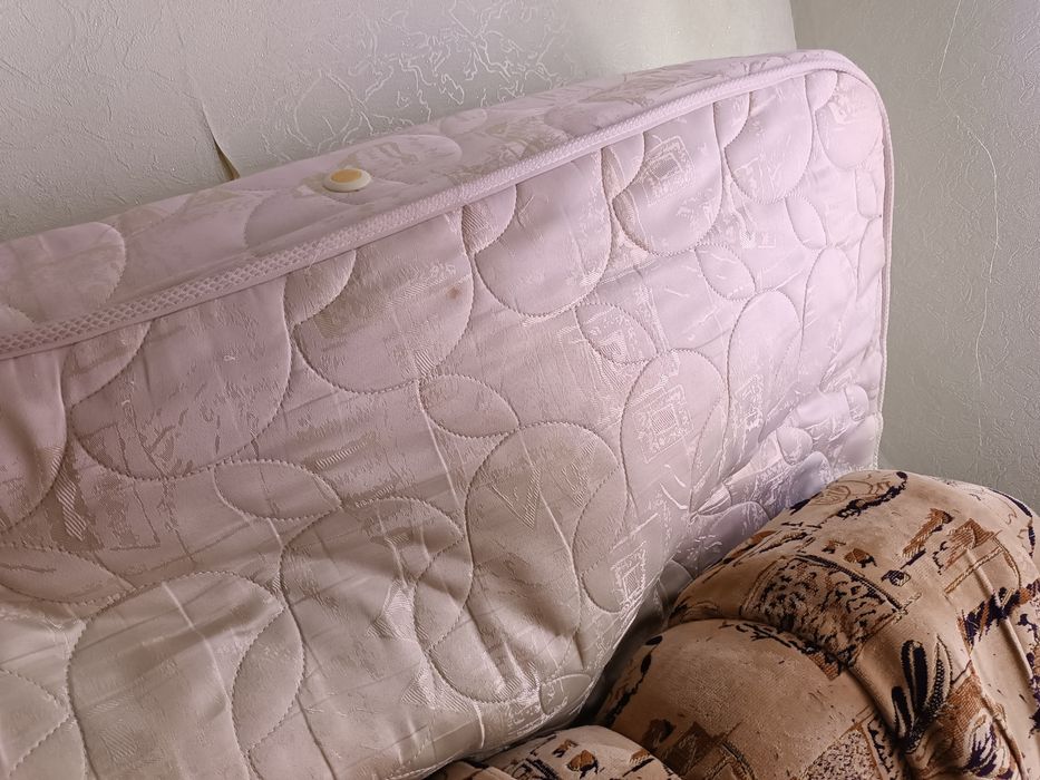 Продам двухспальний матрац