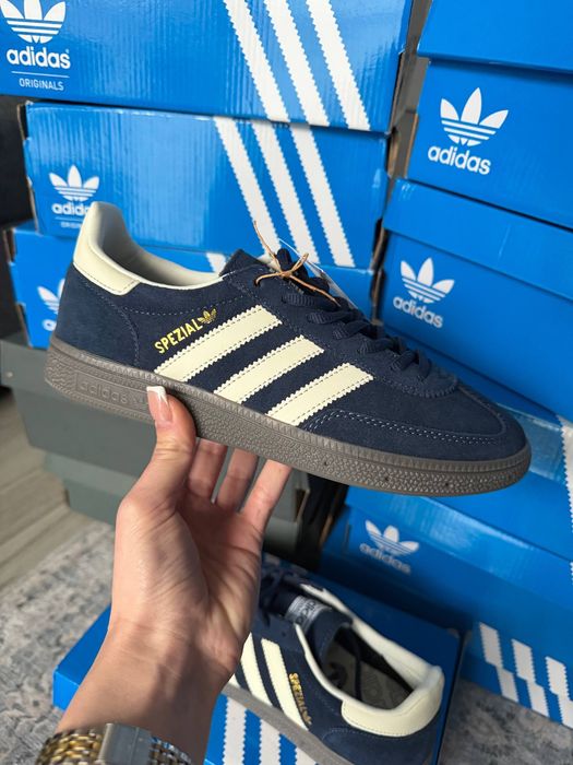 Buty Adidas Handball Spezial
