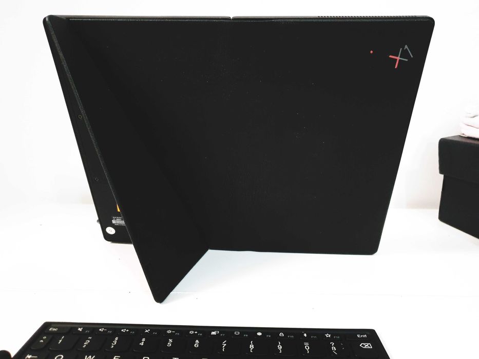 Lenovo ThinkPad X1 Fold i5-L16G7 8GB 512 + klawiatura Laptop, tablet
