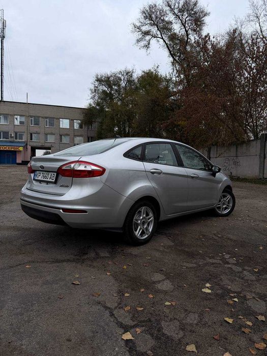 Форд фієста 2019