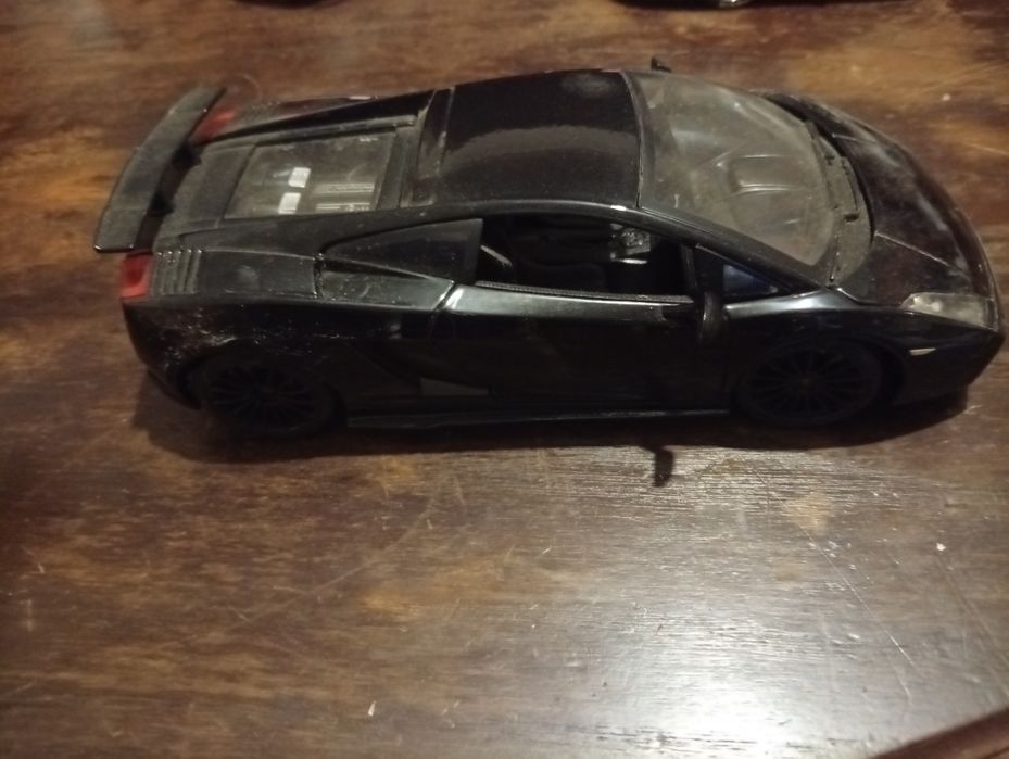 Vendo miniaturas escala 1/18