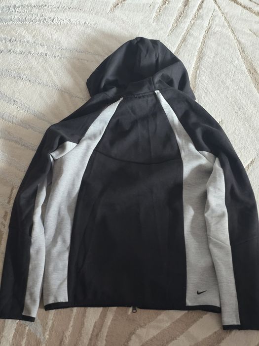 Sprzedam koplet dresowy tech fleece