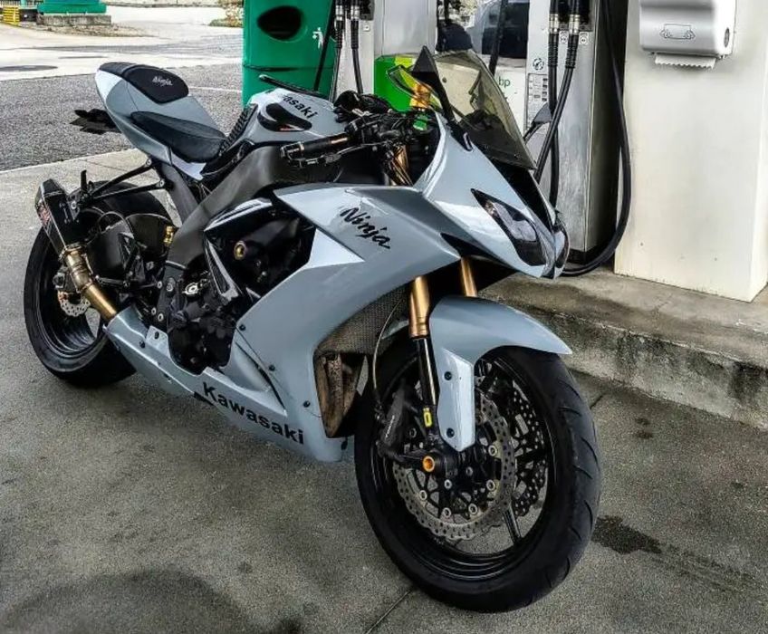 Zx10r 2008, troco por moto naked 1000cc do meu interesse