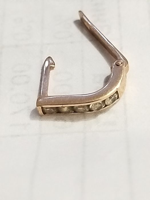 Золоті завушниці