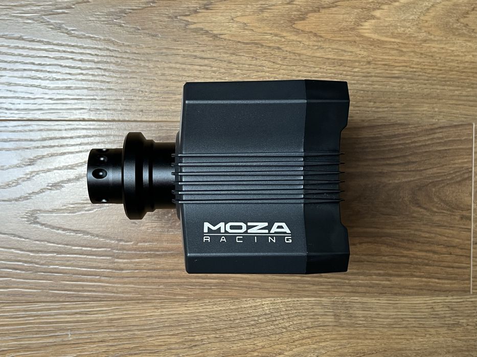 Moza R5 -  Baza