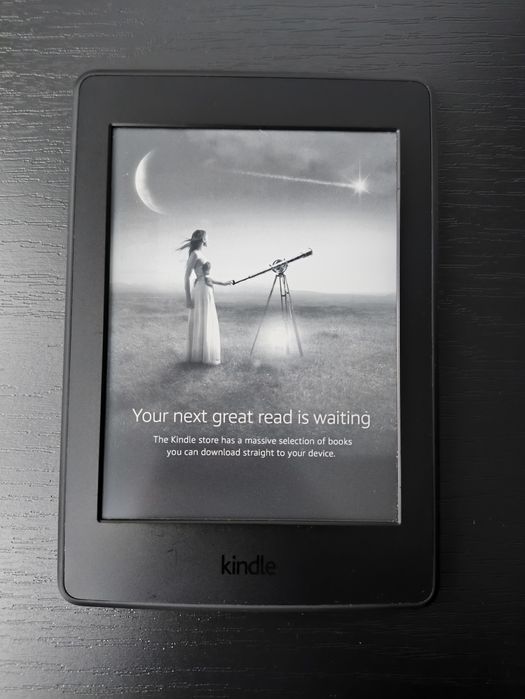Kindle Paperwhite 3 (7. generacja) + etui