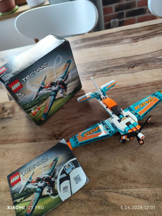 LEGO Technic samolot 42117